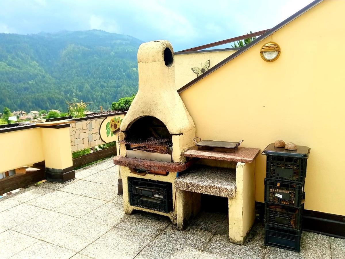 Terrazza Sulle Dolomiti Apartment Castello-Molina di Fiemme Luaran gambar