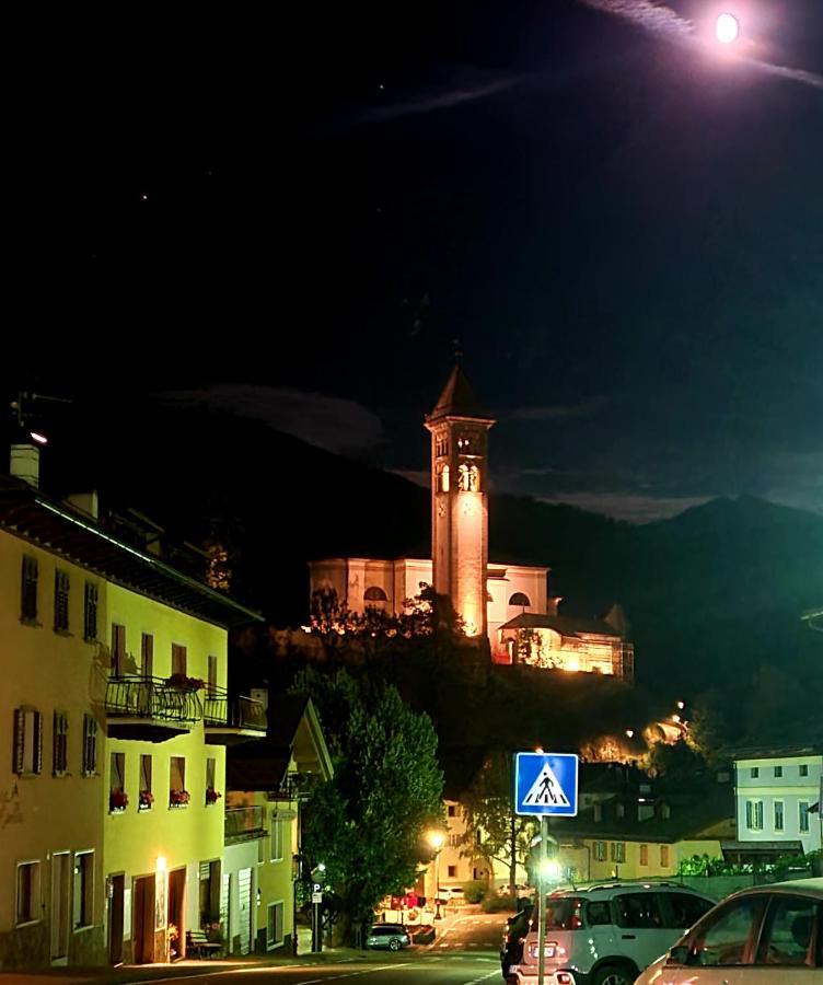 Terrazza Sulle Dolomiti Apartment Castello-Molina di Fiemme Luaran gambar